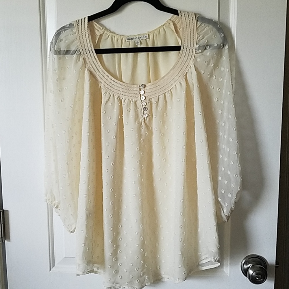 Daniel Rainn blouse